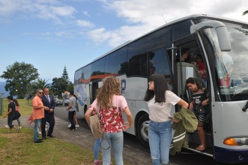 Entrega Diplomas Quadro de Mérito e novo acesso para autocarros da EBS Nordeste