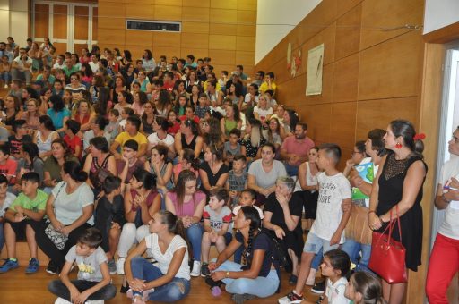 Entrega Diplomas Quadro de Mérito e novo acesso para autocarros da EBS Nordeste