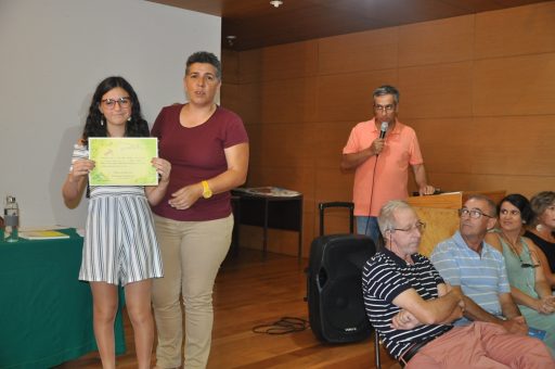 Entrega Diplomas Quadro de Mérito e novo acesso para autocarros da EBS Nordeste