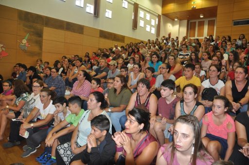 Entrega Diplomas Quadro de Mérito e novo acesso para autocarros da EBS Nordeste