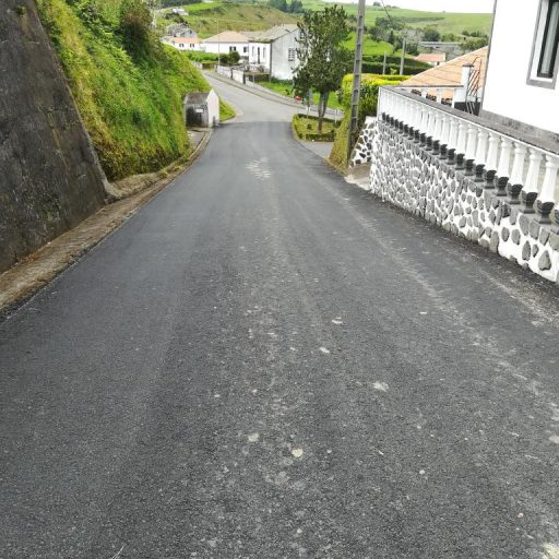 Pavimentações - freguesia da Algarvia (2)