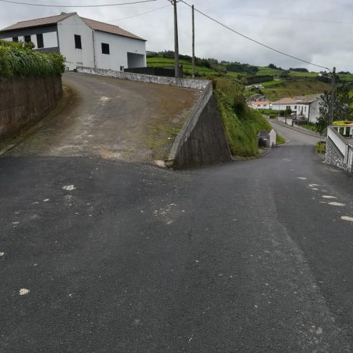 Pavimentações - freguesia da Algarvia (3)