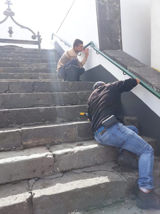 Beneficiação da pintura de exterior da Ermida da Nazaré - Vila do Nordeste