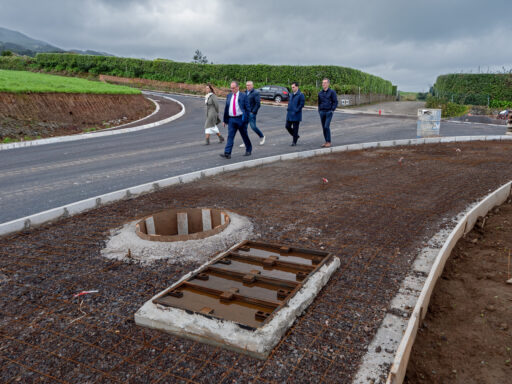 Aumento do Parque Industrial (arruamentos, passeios, estacionamento e infraestruturas) (3)