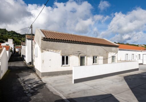 Beneficiação de moradia de habitação social na Travessa do Cinzeiro Nº5 - Pedreira