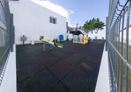 Beneficiação do Parque Infantil da Feteira Grande – Santana