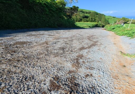 Betonagem em colaboração com a Junta de Freguesia da Algarvia do Caminho da Macela - Algarvia 1