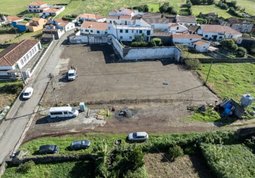 Demolição do edifício da Cooperativa para execução de habitação social – Achada1