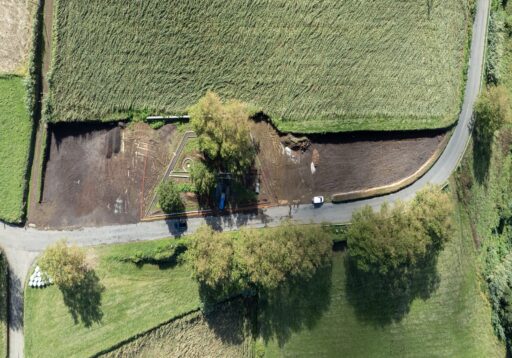 Desaterro para execução de futuro parque de estacionamento de apoio à Ribeira dos Caldeirões – Achada1