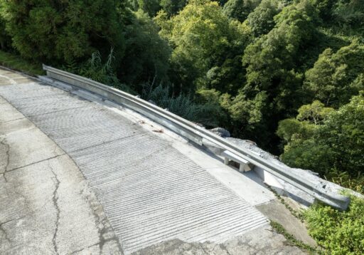 Execução de muro de contenção no Caminho do Touril – Salga 1