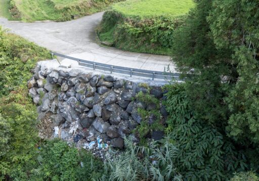 Execução de muro de contenção no Caminho do Touril – Salga