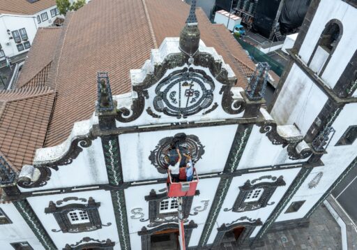 Iluminação e logística das Festas do Nordeste e das festas das paróquias