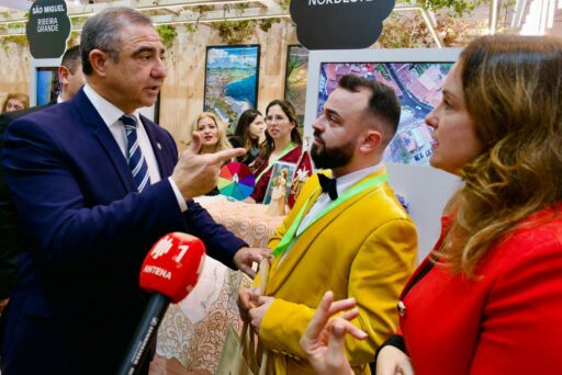 2f87de8d-5997-46a7-801d-f10e323e5ac3