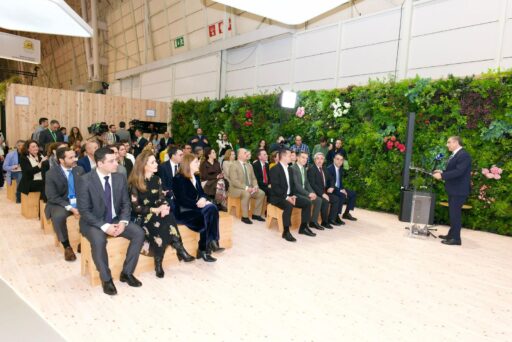 3-d370d47a-2d53-4ccb-a3c2-6b6ce9620f44