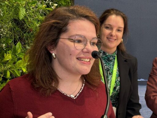 73D6DA33-5547-4A07-B797-CAAD49639564