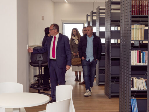 Adaptação de edificio a Biblioteca Municipal (3)