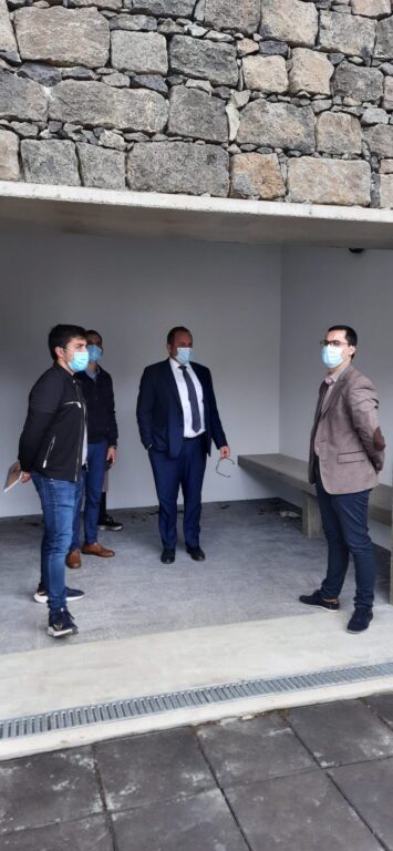 Adaptação e ampliação de edifício a capela funerária (3)