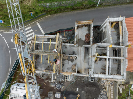 Construção de Três Moradias Unifamiliares (6)