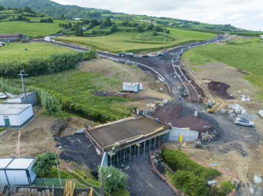 Empreitada de Ampliação do Loteamento da Zona Industrial da Vila de Nordeste 3