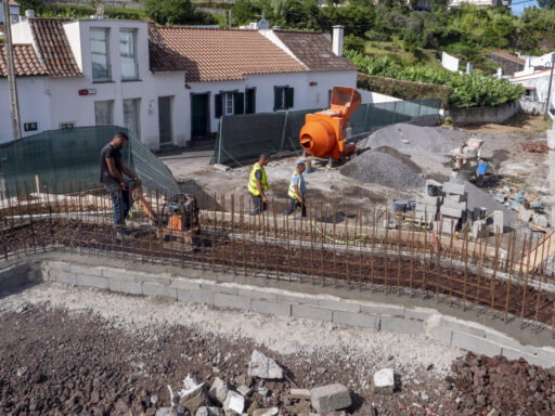 Empreitada de Requalificação do Jardim do Parque e Espaço Envolvente a onte dos Sete Arcos 2