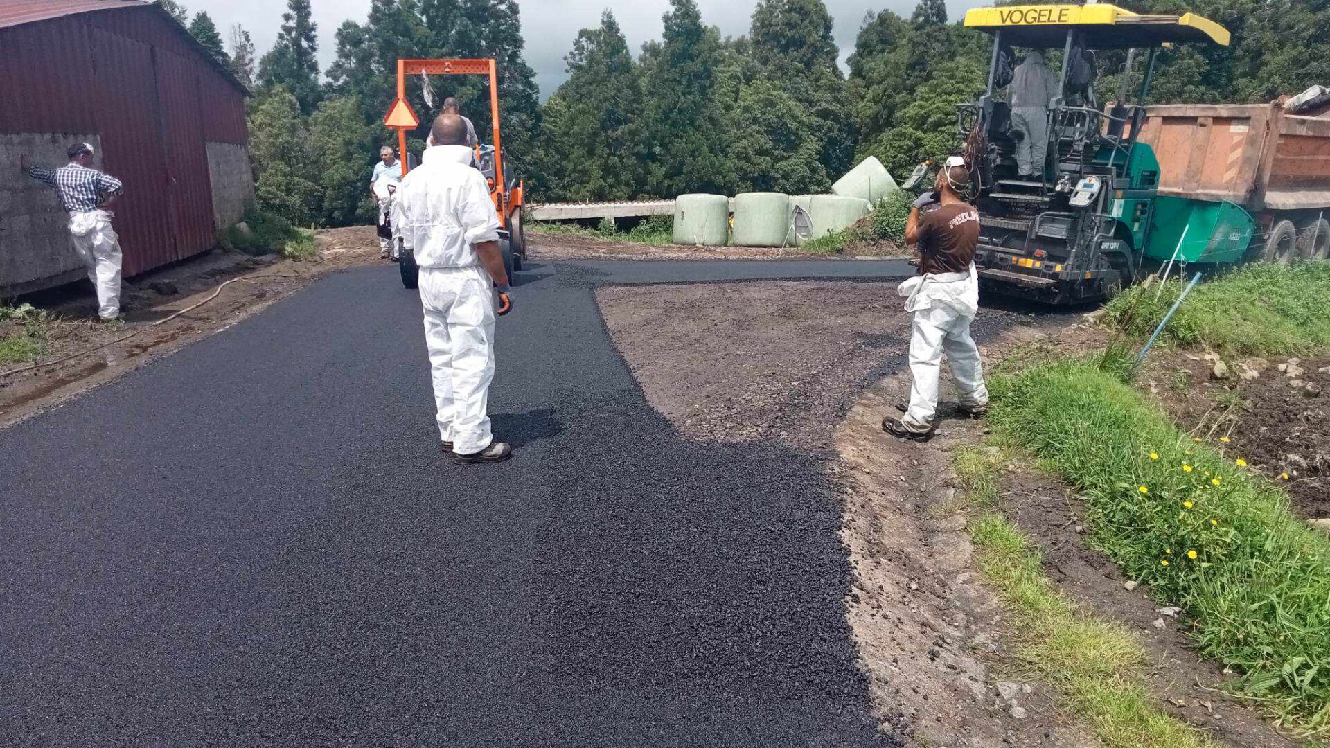 Repavimentação do Caminho do Escampado Repavimentação do Caminho do Escampado