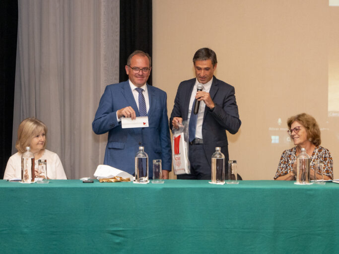 Reunião de funcionários e técnicos da Administração Local