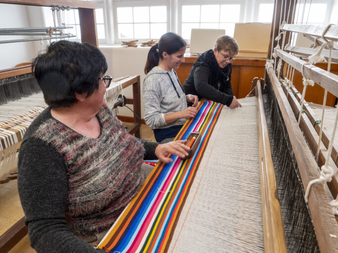 Câmara do Nordeste lança terceiro workshop de tecelagem
