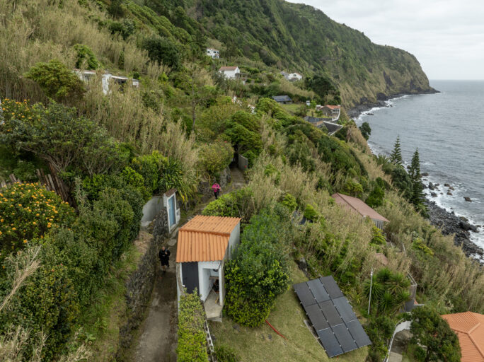 Passeio à Fajã do Araújo com passagem alternativa
