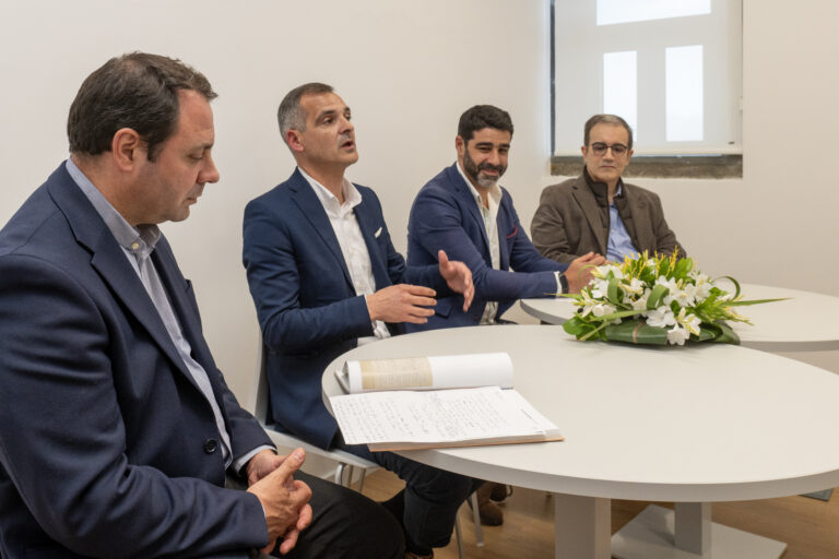 Câmara do Nordeste acolhe lançamento do livro POR M.I.M