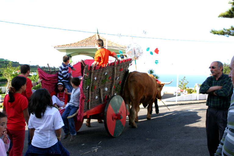 Impérios do Espirito Santo - Mês de Maio